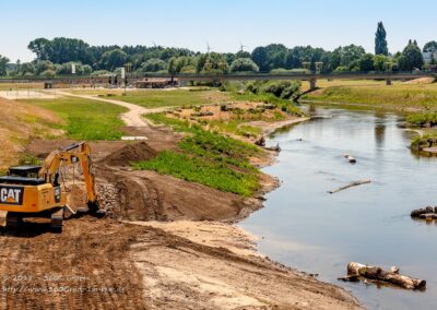 Renaturierung der Ems mit Stückenschneider