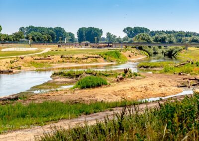 Renaturierung der Ems mit Stückenschneider