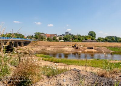 Renaturierung der Ems mit Stückenschneider